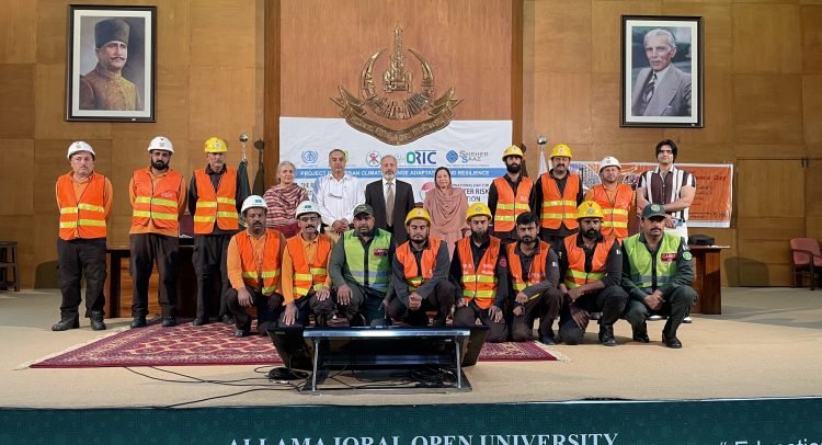 Shehersaaz Commemorates International Day for Disaster Risk Reduction at AIOU (1)