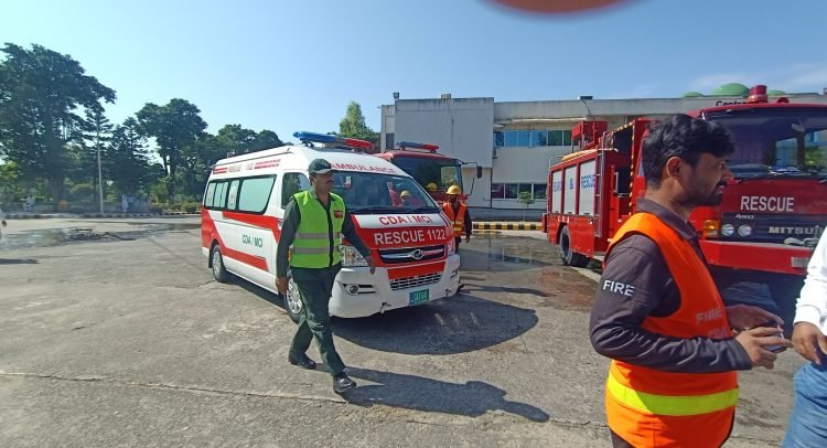 Shehersaaz Commemorates International Day for Disaster Risk Reduction at AIOU (12)