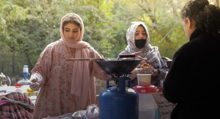 Shehersaaz Launches First Eco-Market Under Ain-Amal Campaign (24)